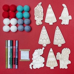 $32 Msrp Woodsy Craft Holiday Christmas Co Craft Activity Gnome DIY Garland Kit